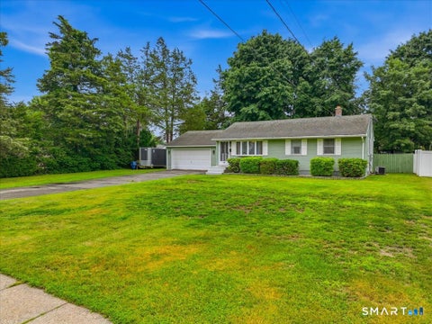 Photo of 195 Sun Valley Drive, Southington, CT 06489 (MLS # 24184274)