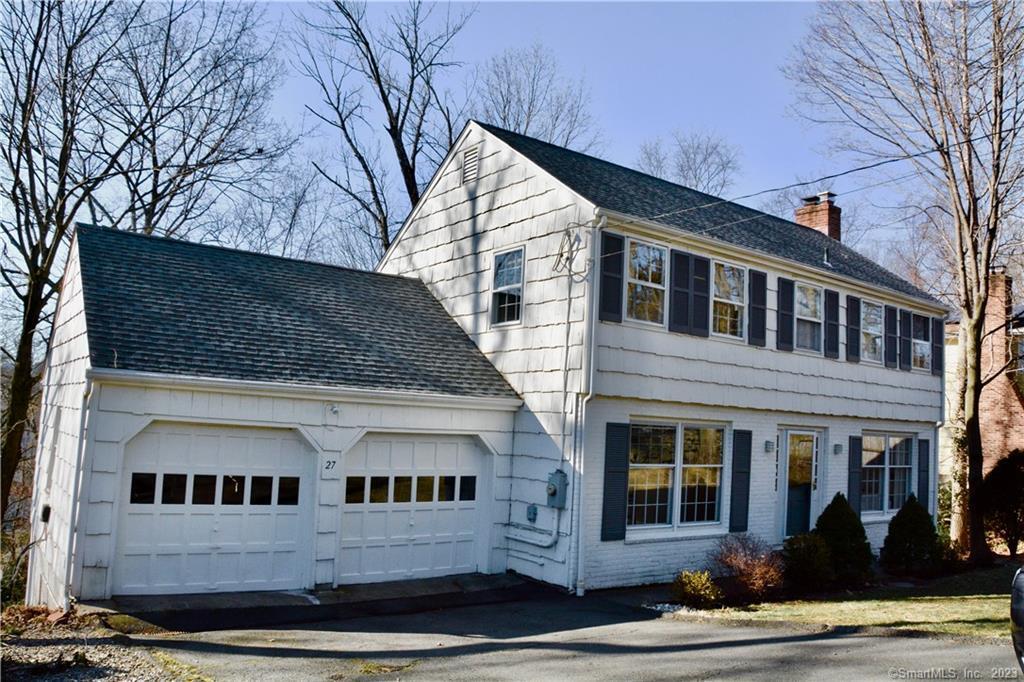 Rental Property at Hollow Tree Ridge Road, Darien, Connecticut - Bedrooms: 3 
Bathrooms: 3 
Rooms: 6  - $7,495 MO.