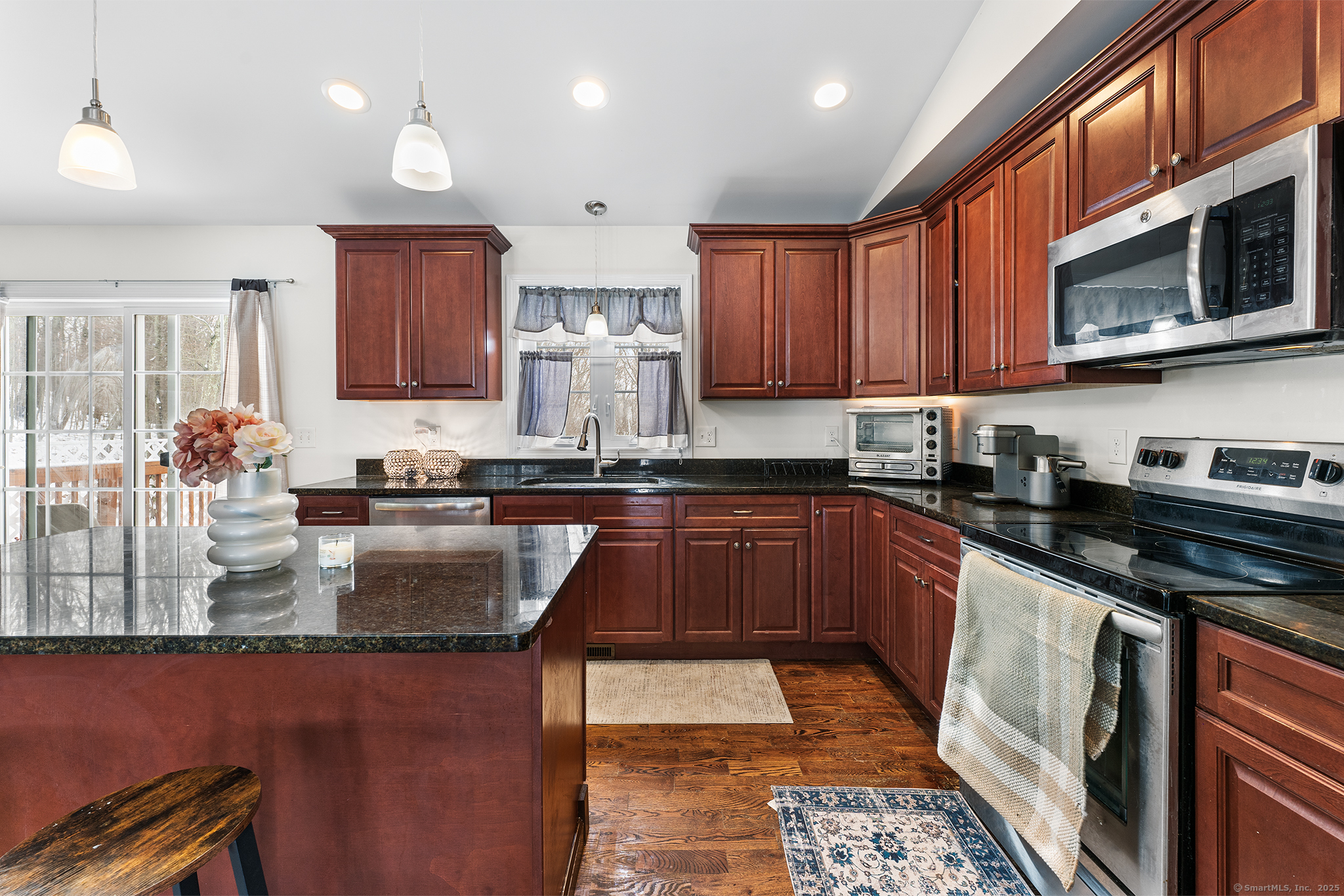 106 Shadybrook Lane, Waterbury, Connecticut image 7