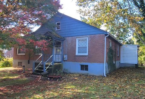 Tiny photo for 118 Bloomingdale Road, Waterford, CT 06375 (MLS # 24135355)