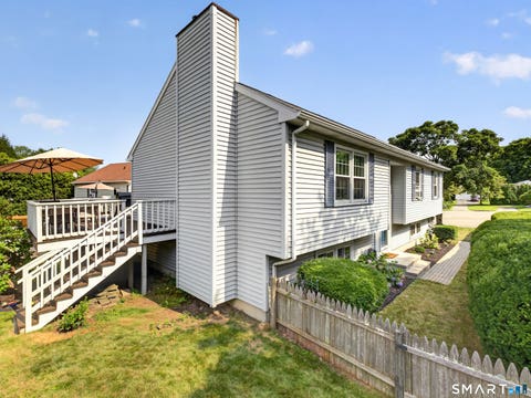 Tiny photo for 25 Penny Lane, New London, CT 06320 (MLS # 24196753)