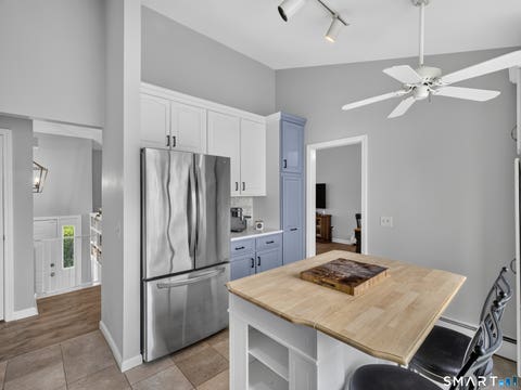 Tiny photo for 25 Penny Lane, New London, CT 06320 (MLS # 24196753)