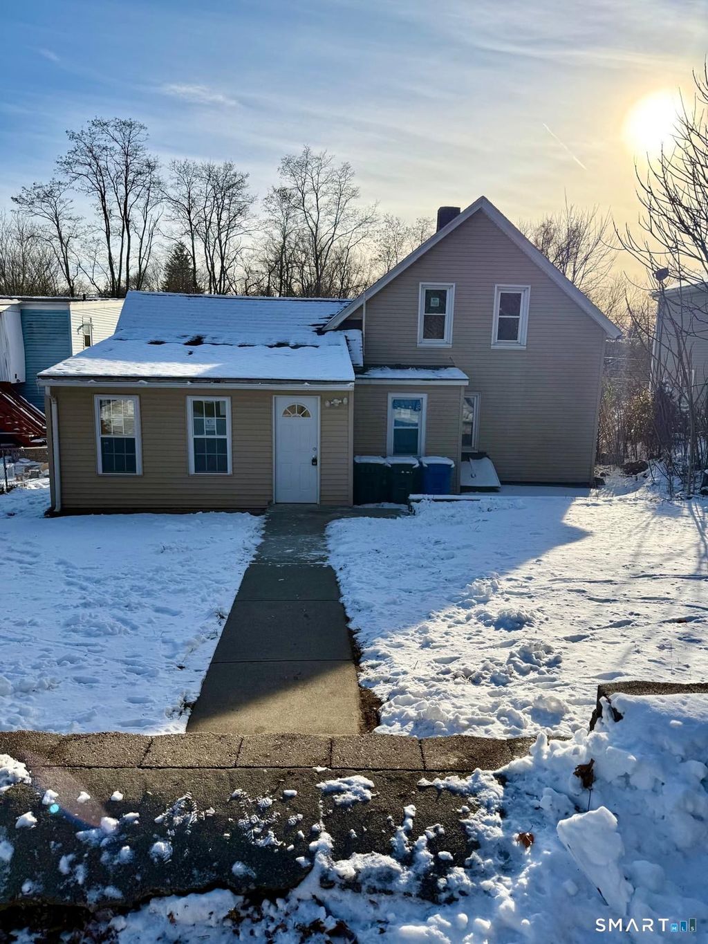 Photo of 254 Broad Street, Norwich, CT 06360 (MLS # 24145236)