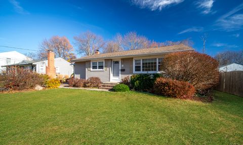 A home in Newington