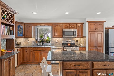 Tiny photo for 7 Greenwood Circle, East Lyme, CT 06333 (MLS # 24152469)