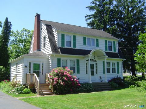 Homes For Rent - 815 East Main Street<br/> New Haven County, Branford, CT 06405