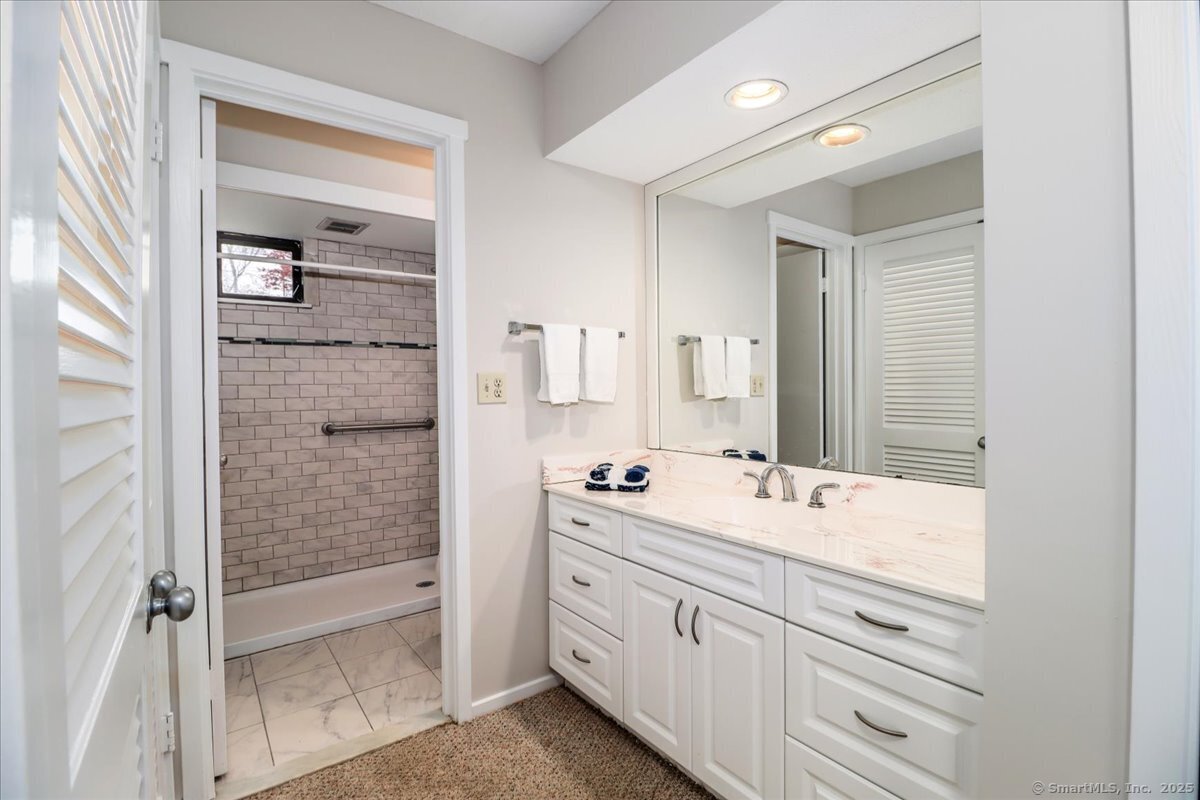 79 Heritage Village #B, Southbury, Connecticut image 18