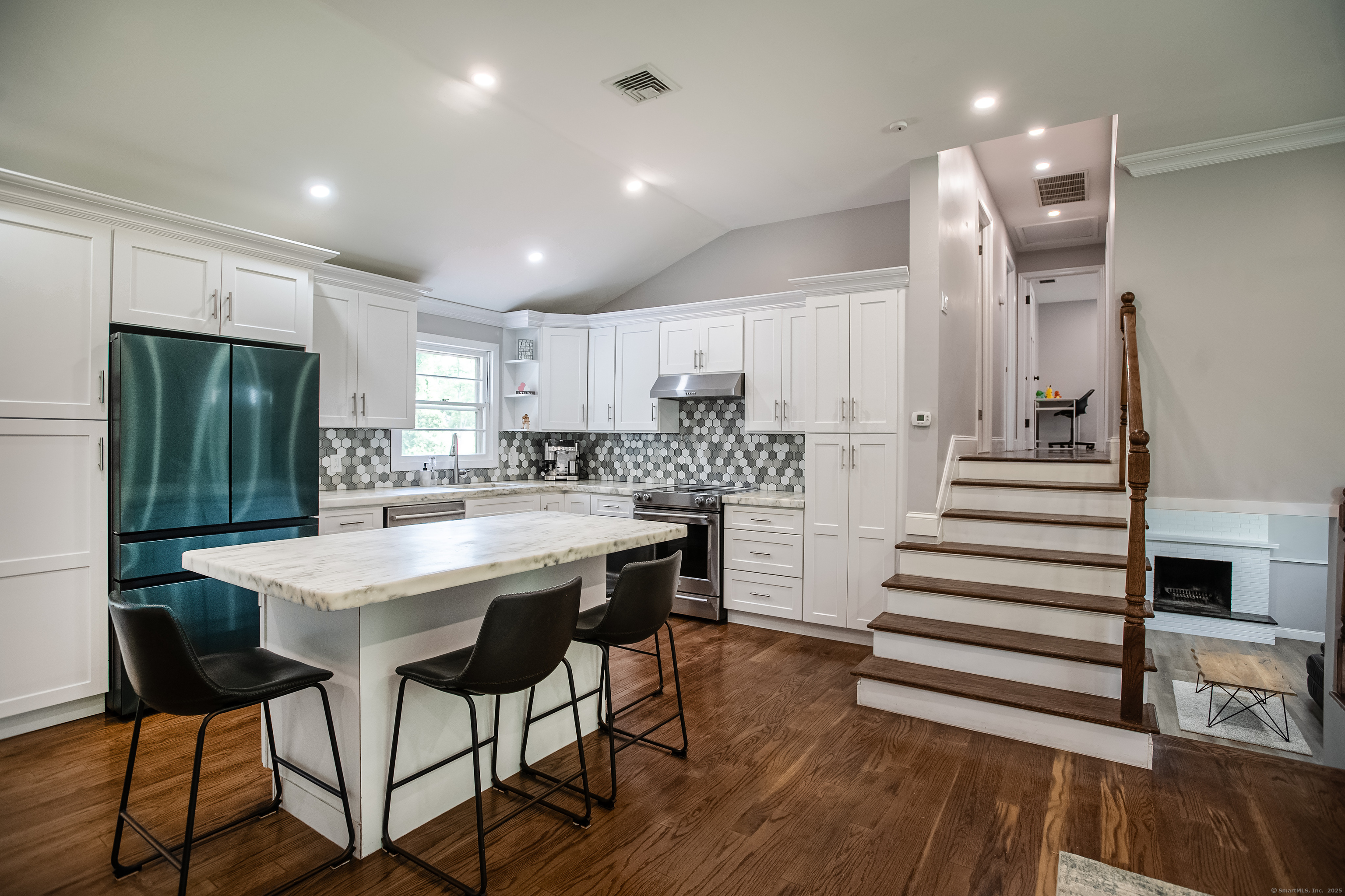 7 Derenthal Drive