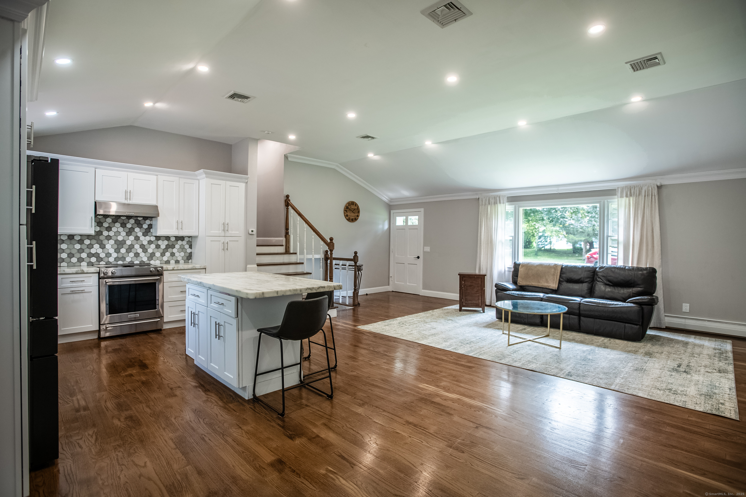 7 Derenthal Drive