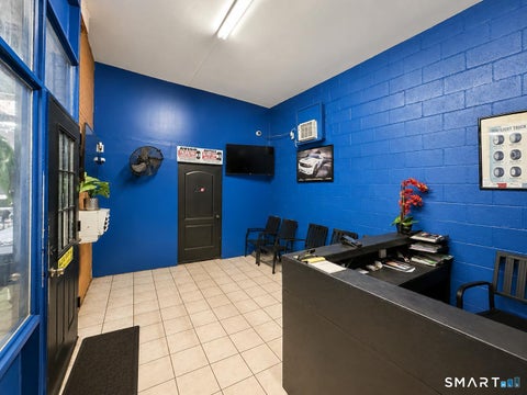 Tiny photo for 524 Wethersfield Avenue, Hartford, CT 06114 (MLS # 24158298)