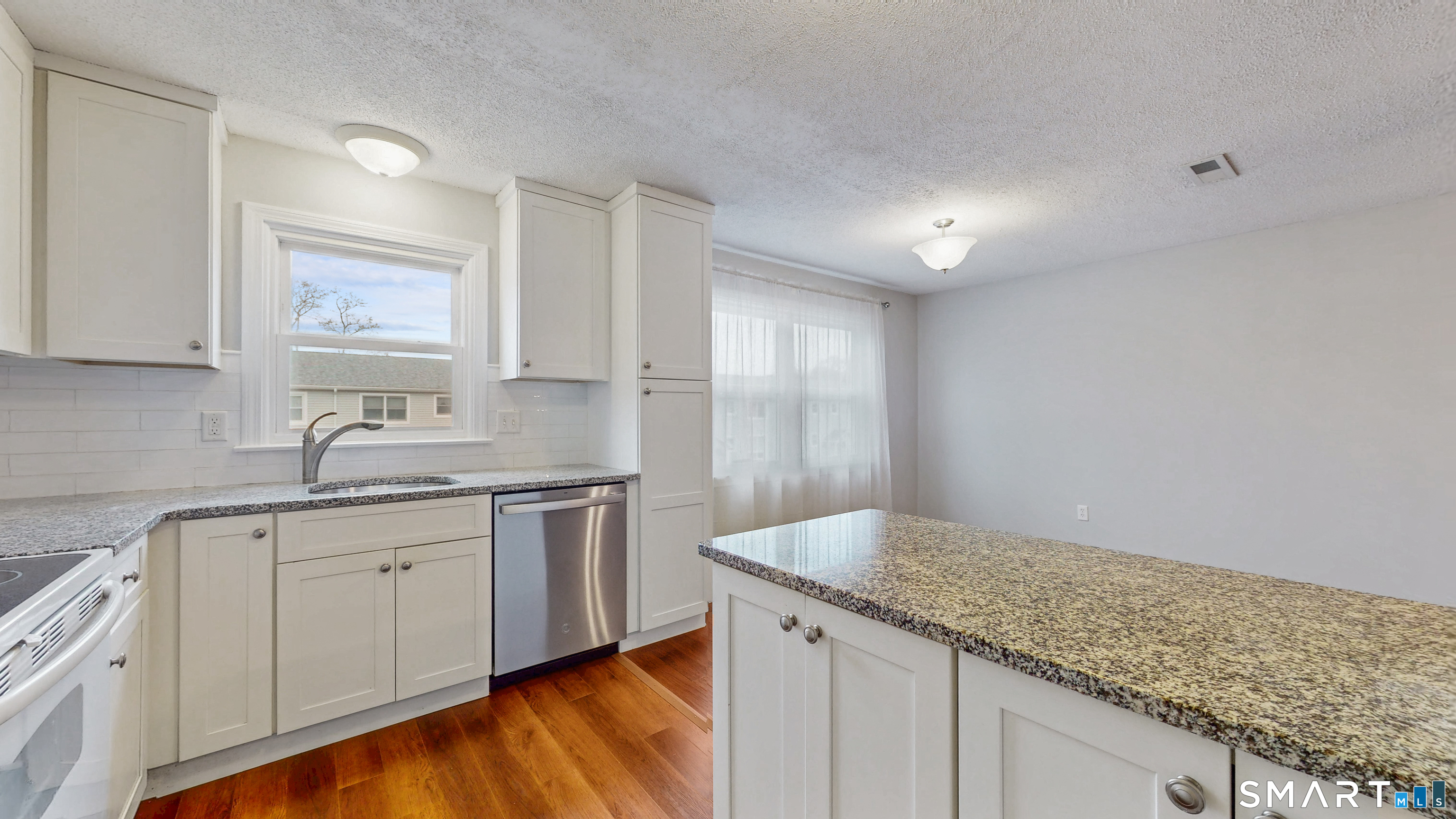 115 Carriage Path South 115