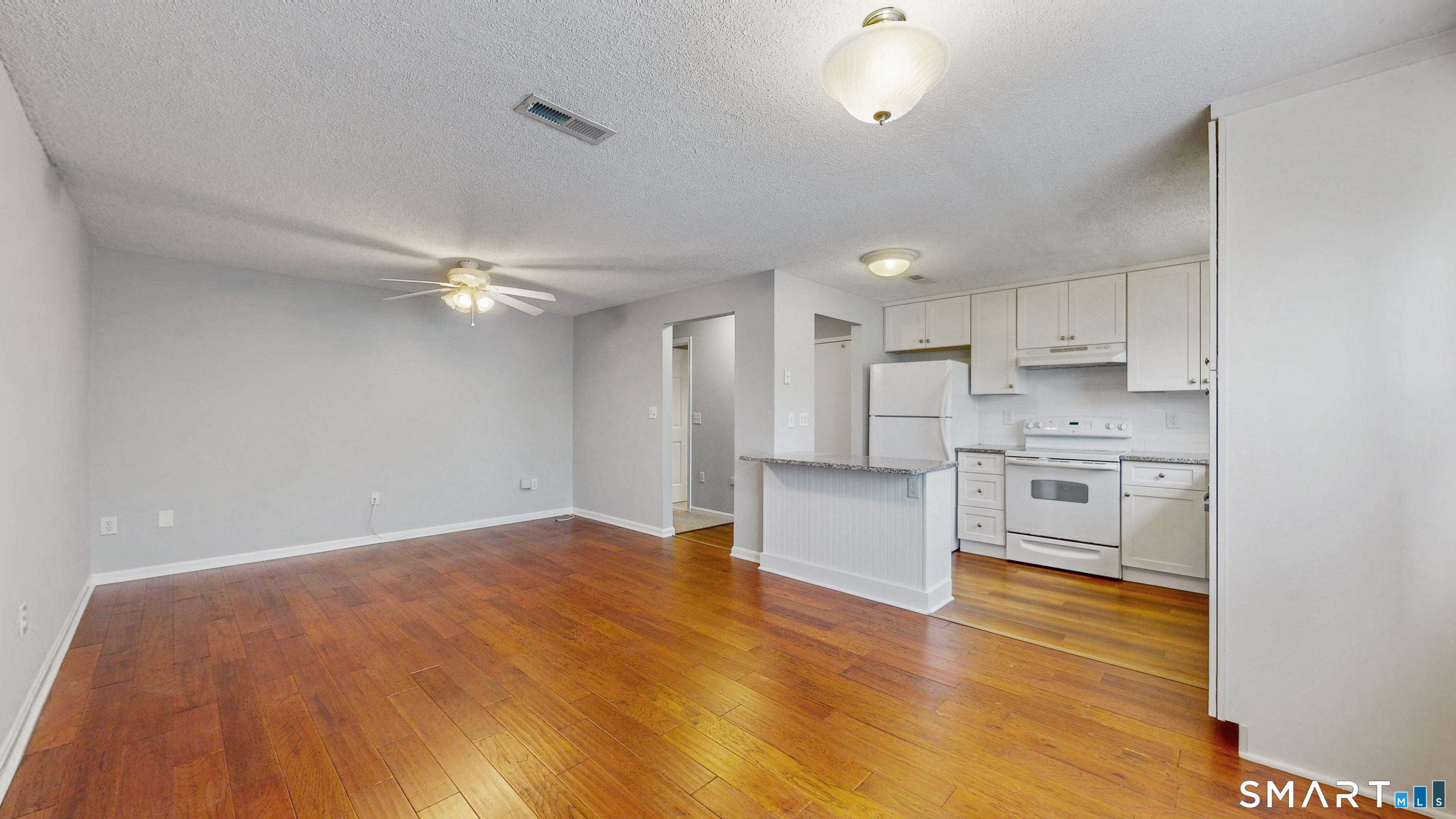 115 Carriage Path South 115