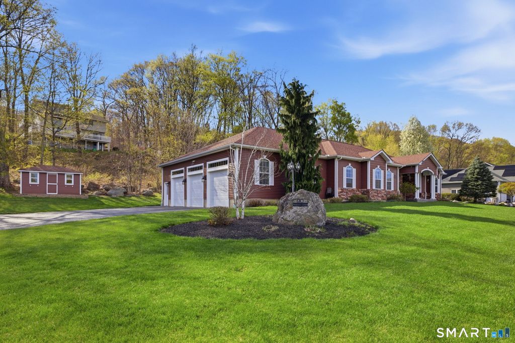 Photo of 90 Belgian Circle, Bristol, CT 06010 (MLS # 24169553)