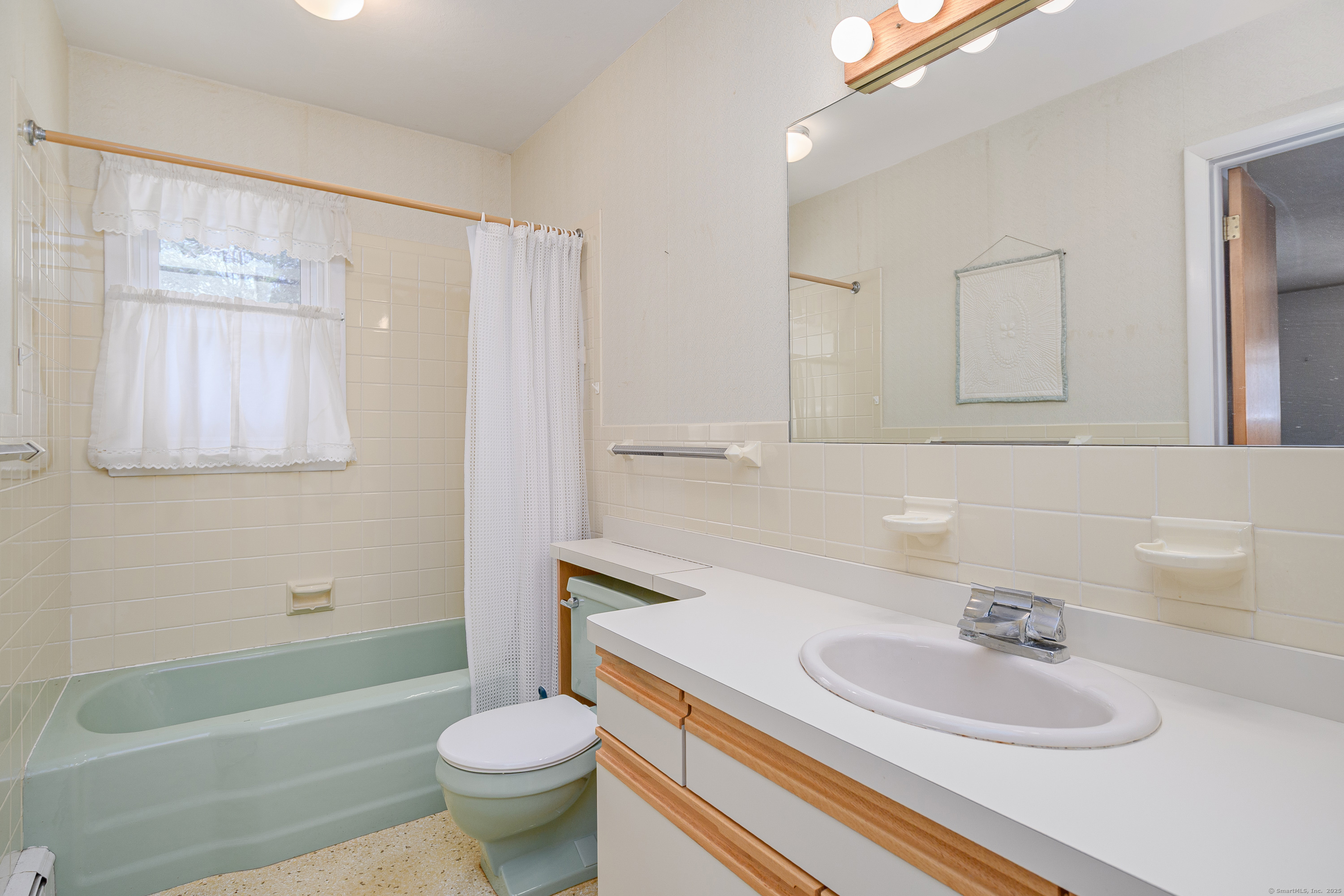 79 Candlewood Lake Road, New Milford, Connecticut image 13