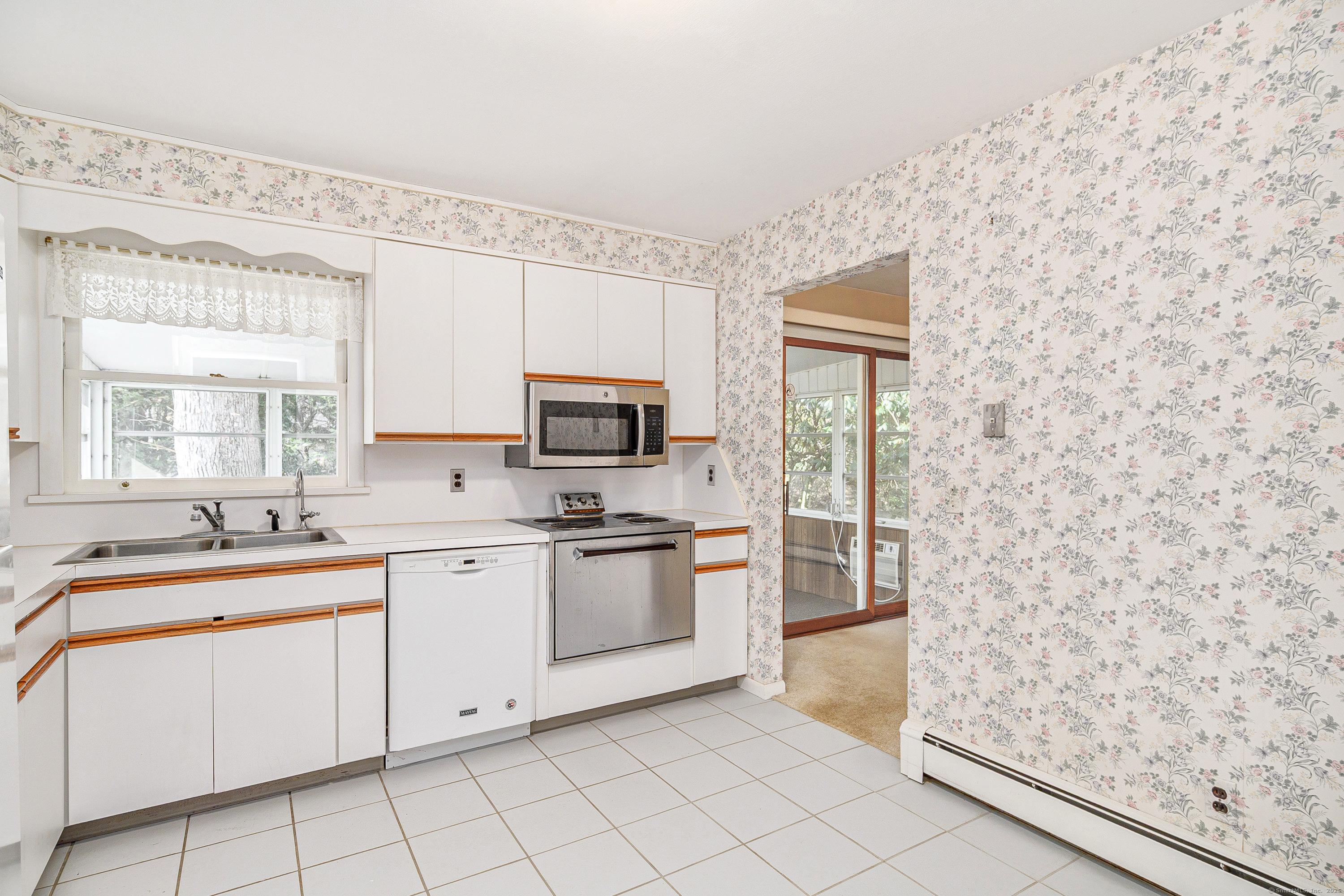 79 Candlewood Lake Road, New Milford, Connecticut image 10