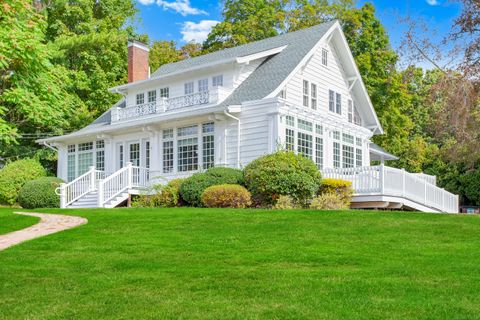 71 Cedar Street Branford CT 06405