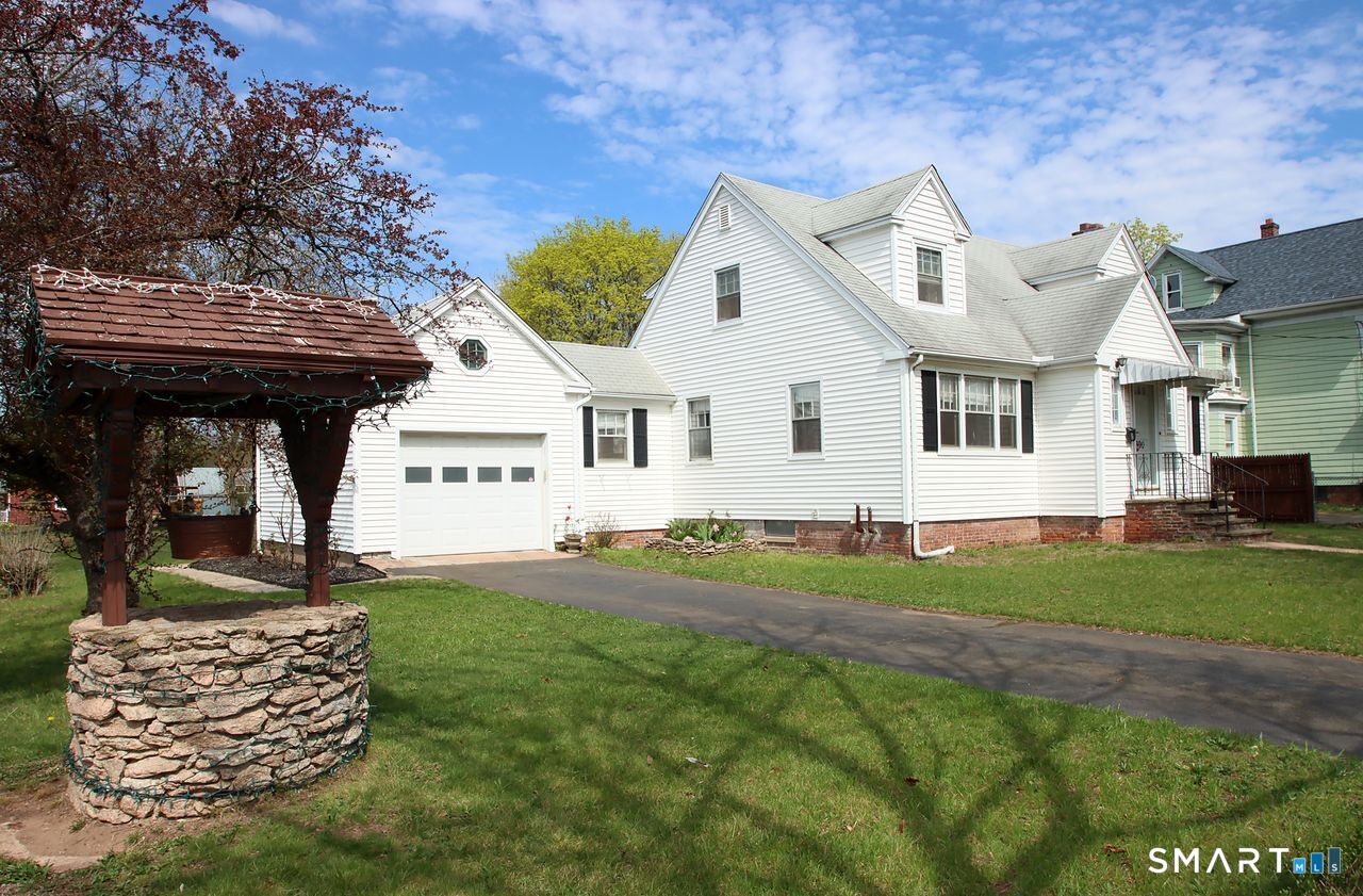 1290 Quinnipiac Avenue