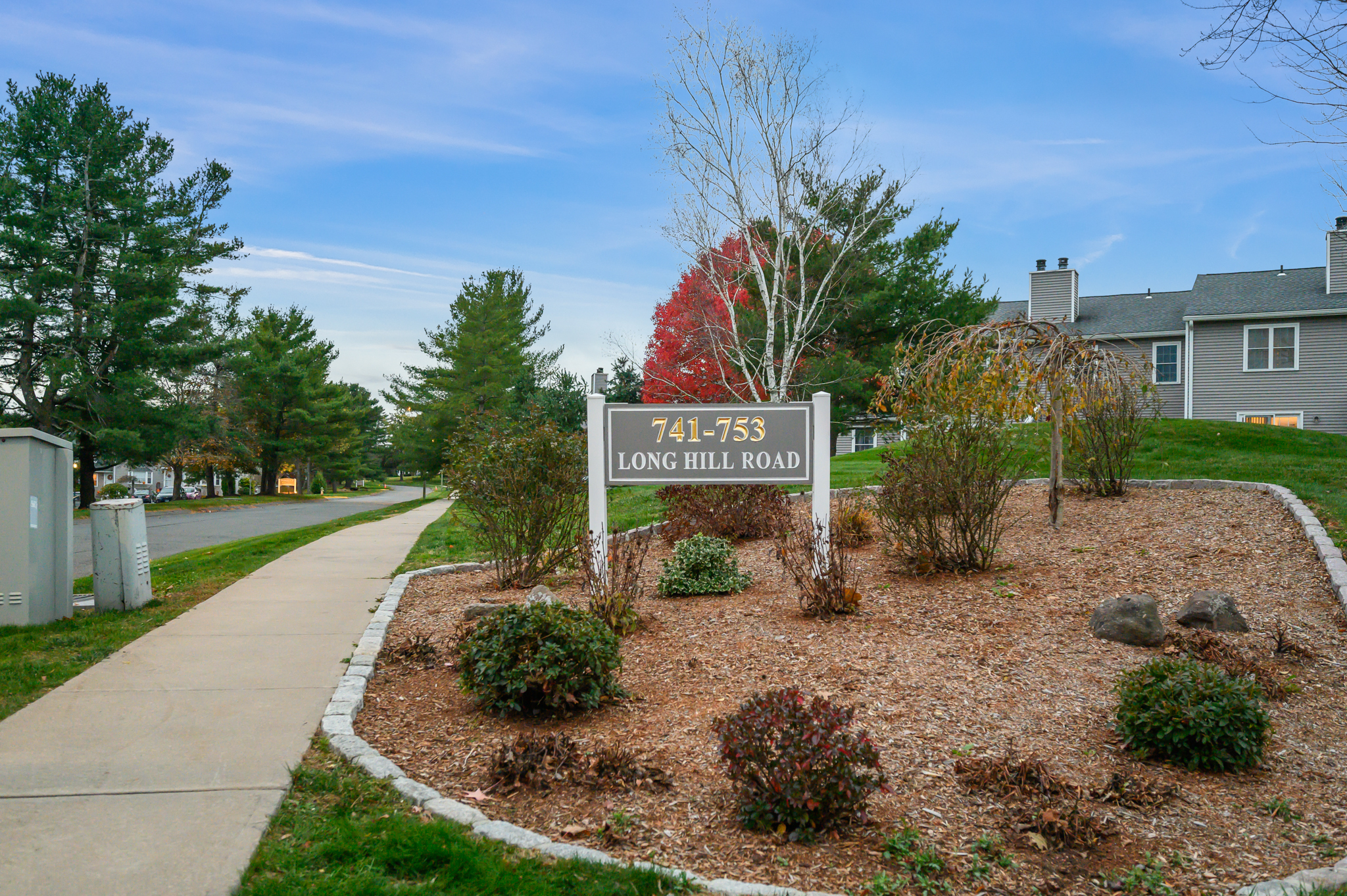 Middletown, Connecticut 06457, United States, 2 Bedrooms Bedrooms, ,3 BathroomsBathrooms,Residential,Pending,241959