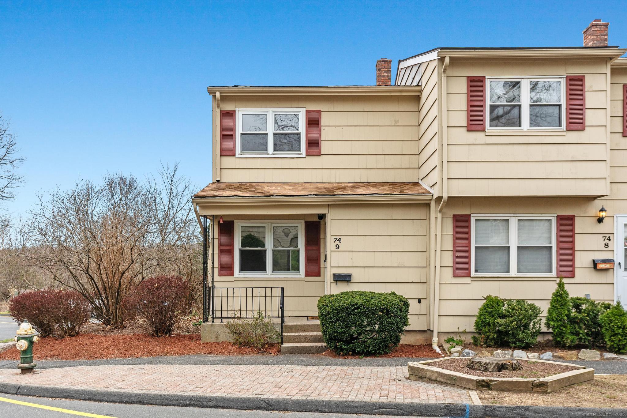 74 Round Tree Drive #9, Naugatuck, Connecticut image 1