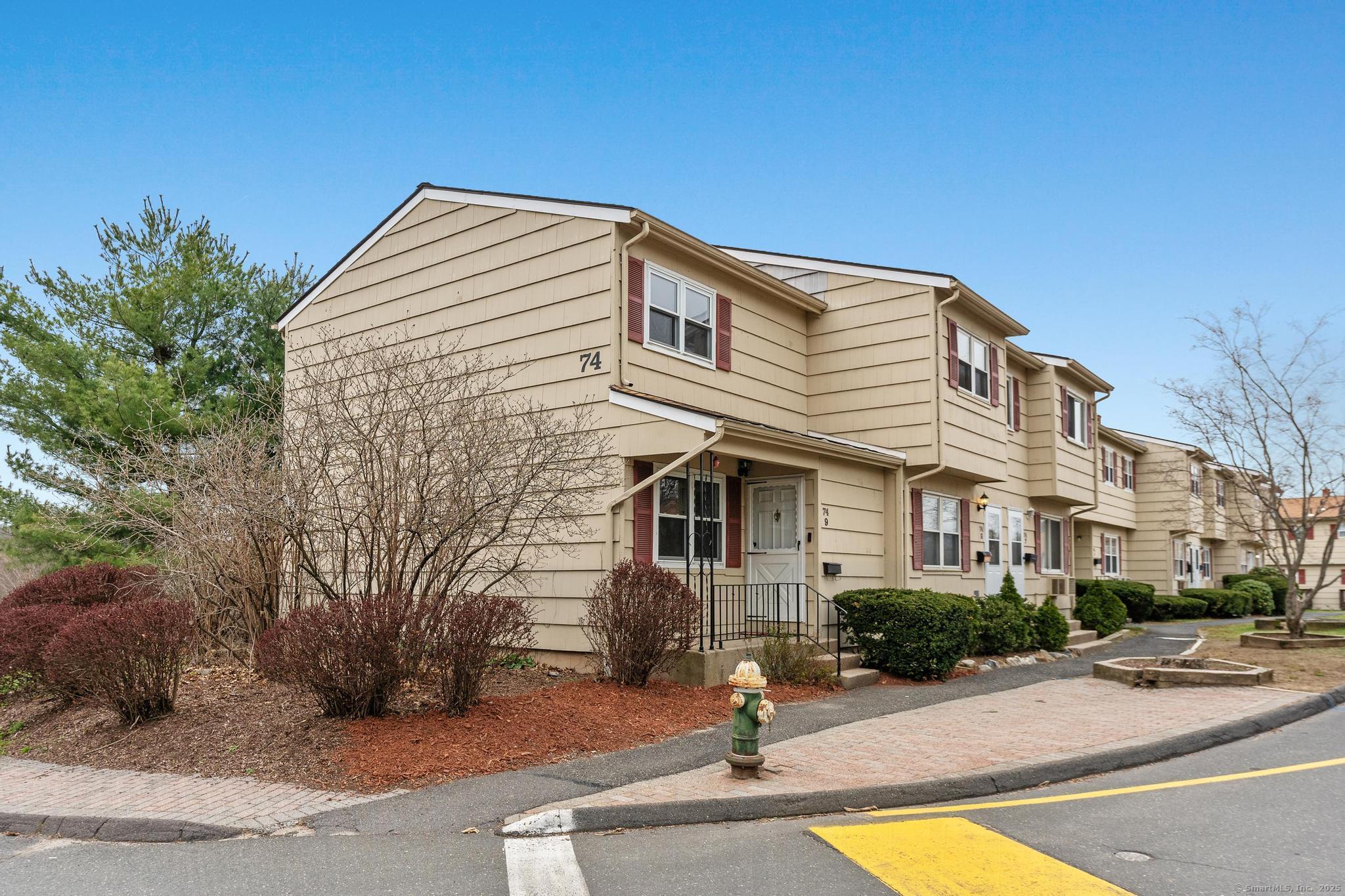 74 Round Tree Drive #9, Naugatuck, Connecticut image 2