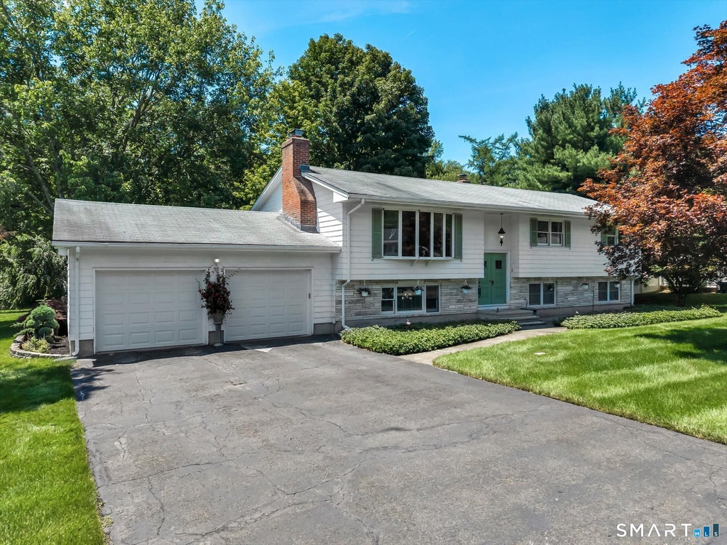 Photo of 73 Rolling Ridge Road, Hamden, CT 06514 (MLS # 24192817)