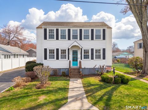 Tiny photo for 10 Old Colony Road, Old Lyme, CT 06371 (MLS # 24167070)