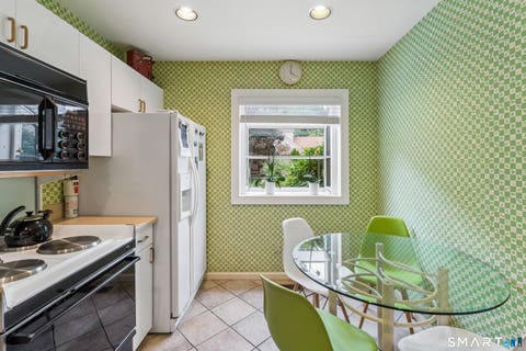 Tiny photo for 320 Strawberry Hill Avenue #46, Stamford, CT 06902 (MLS # 24189711)