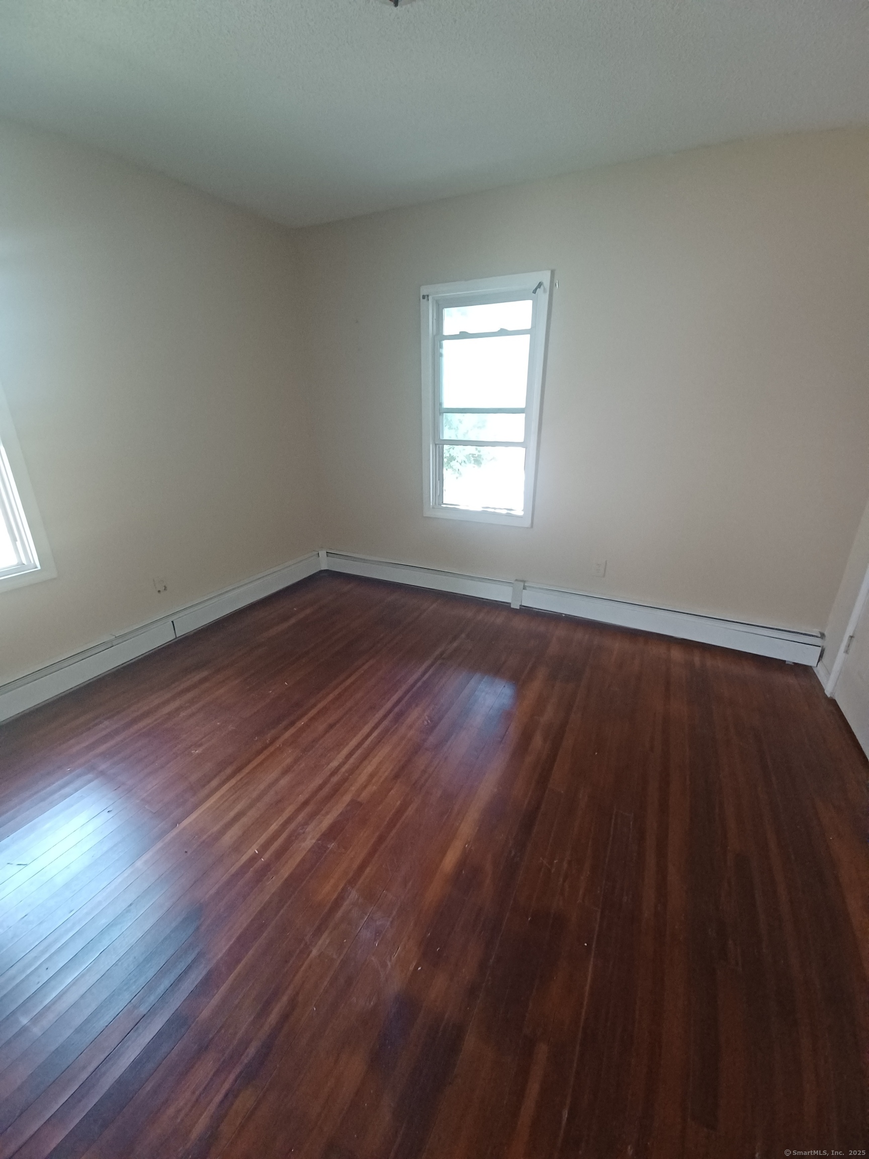 Hartford, Connecticut 06120, United States, 9 Bedrooms Bedrooms, ,3 BathroomsBathrooms,Residential,Active,143674