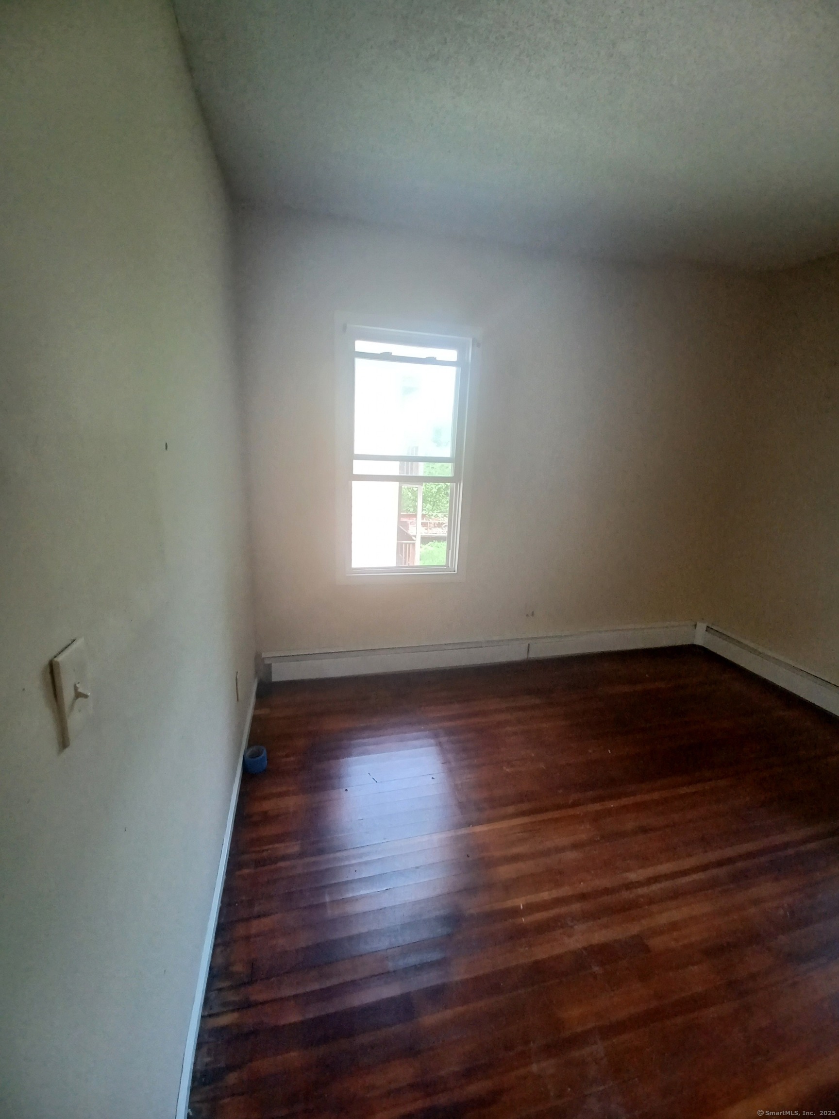 Hartford, Connecticut 06120, United States, 9 Bedrooms Bedrooms, ,3 BathroomsBathrooms,Residential,Active,143674