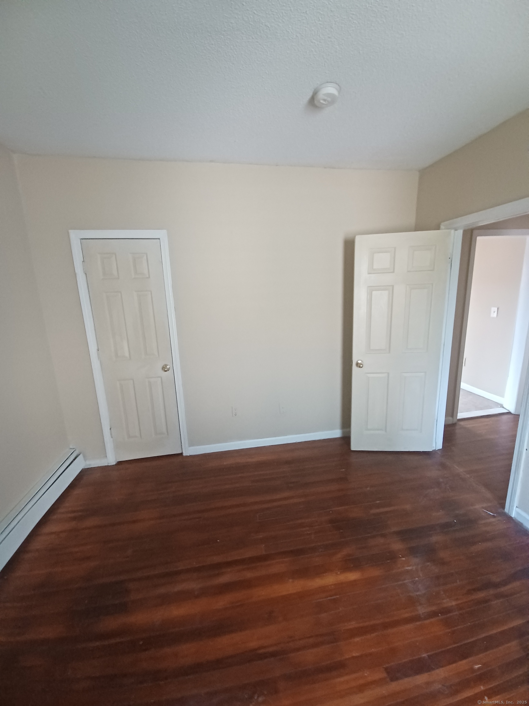 Hartford, Connecticut 06120, United States, 9 Bedrooms Bedrooms, ,3 BathroomsBathrooms,Residential,Active,143674