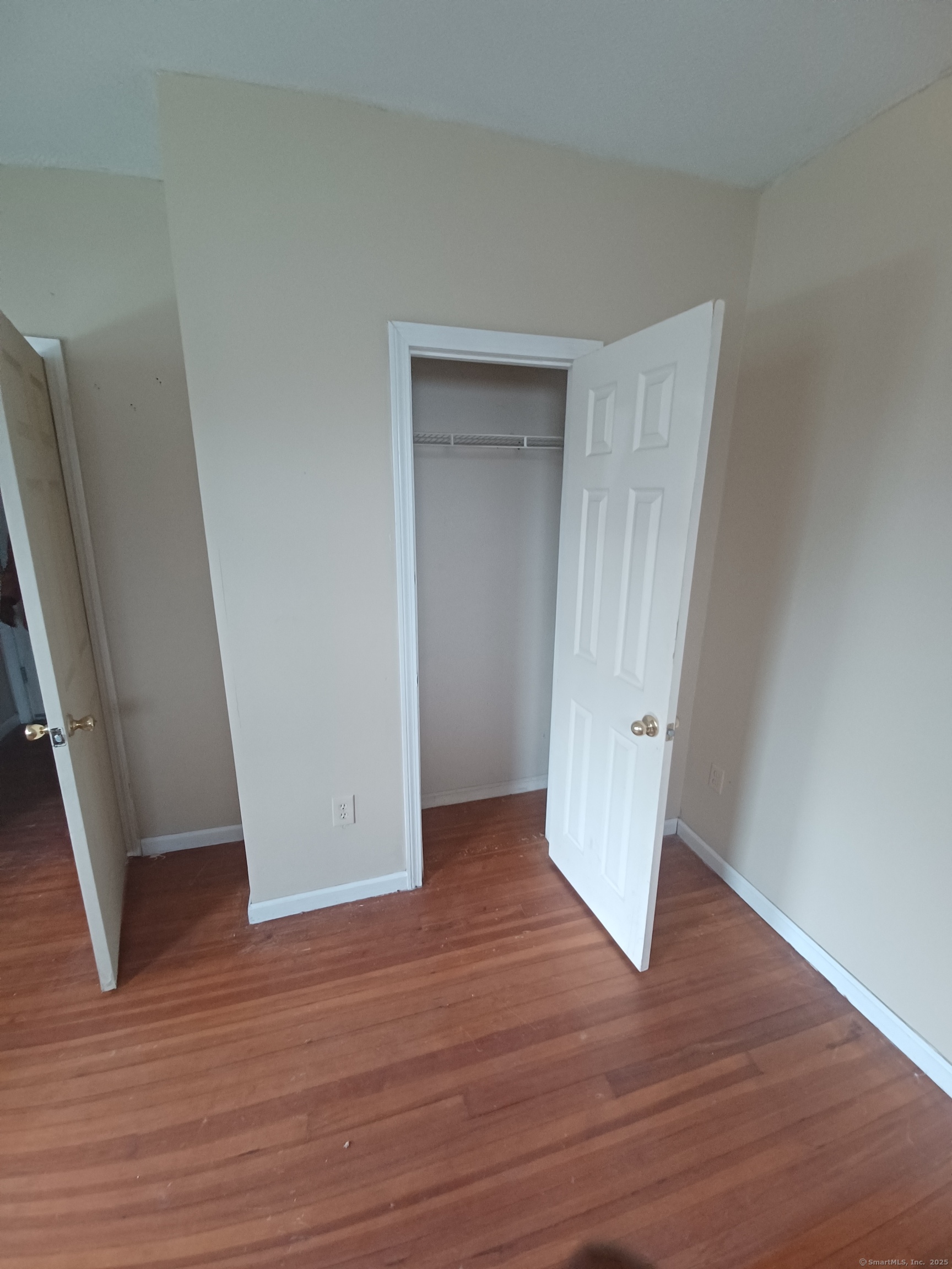 Hartford, Connecticut 06120, United States, 9 Bedrooms Bedrooms, ,3 BathroomsBathrooms,Residential,Active,143674