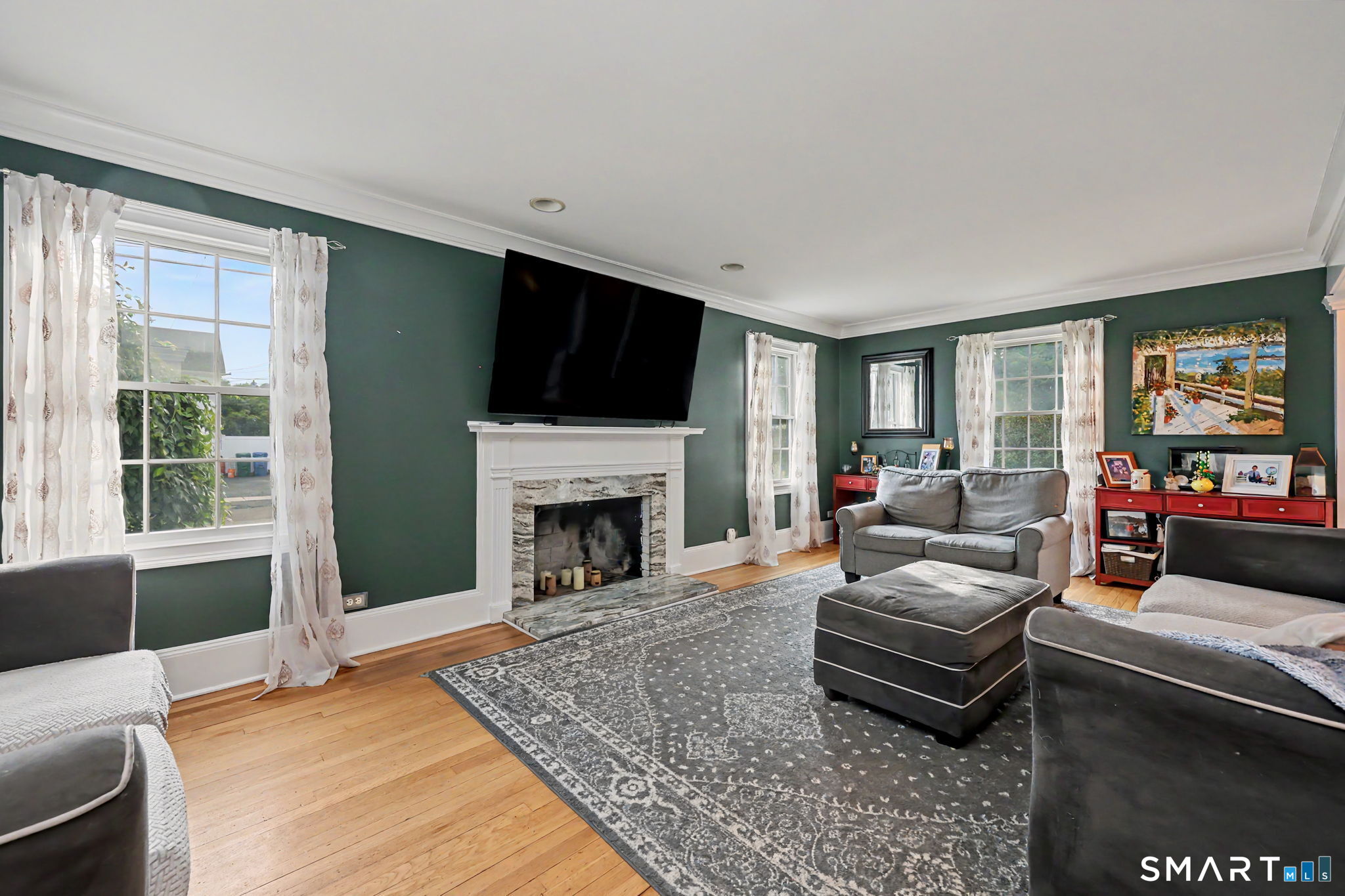 4386 Main Street