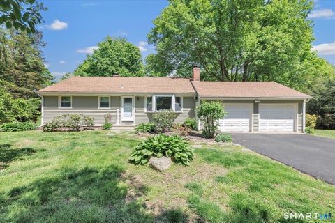 Homes For Sale - 606 Booth Hill Road<br/> Fairfield County, Shelton, CT 06484
