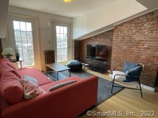 Rental Property at Pearl Street, New Haven, Connecticut - Bedrooms: 2 
Bathrooms: 1 
Rooms: 3  - $2,200 MO.