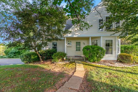 68 Nutmeg Hill Road Hamden CT 06514