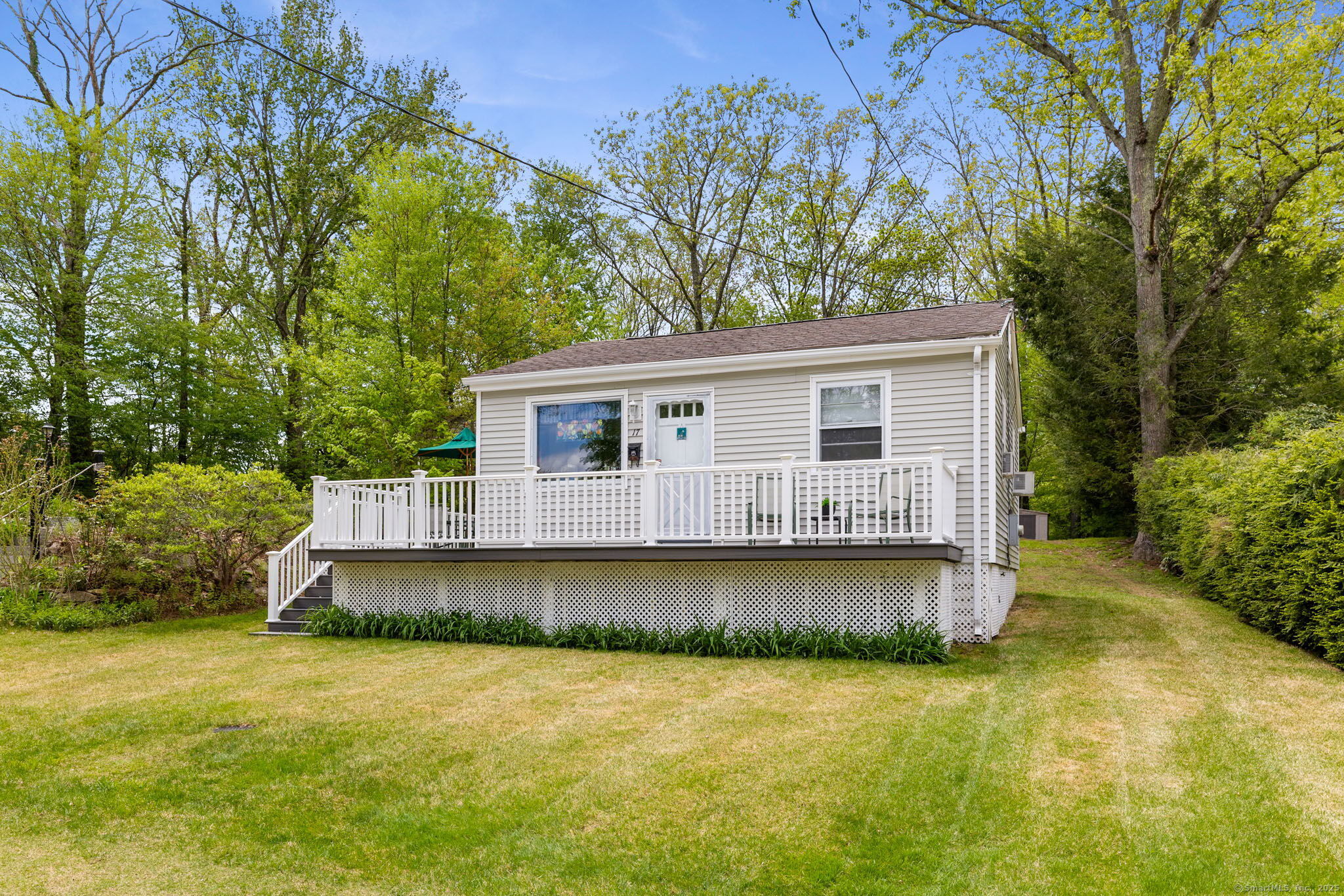 17 Glimmer Glen