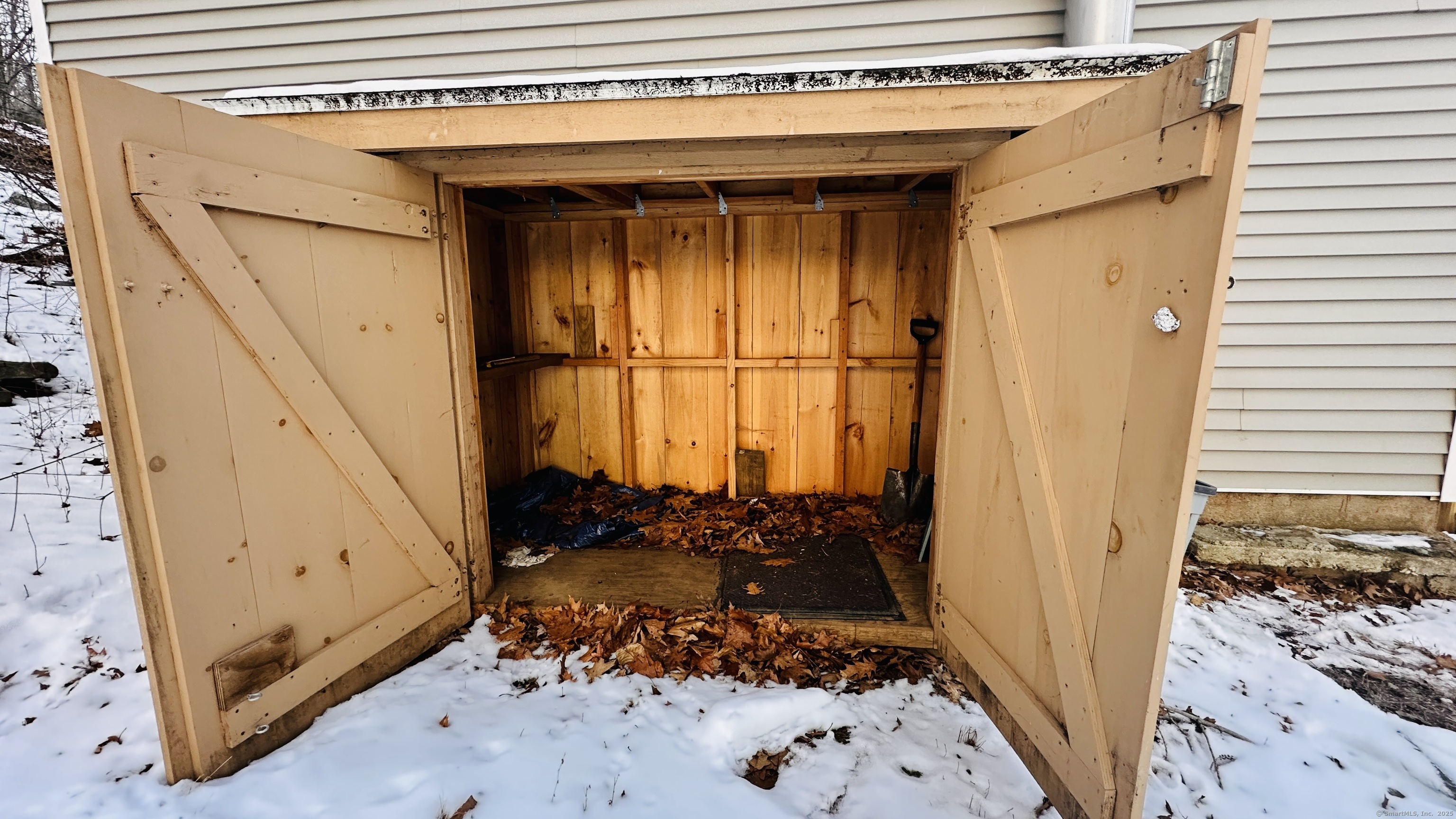 33 Rabbit Hill Road, Washington, Connecticut image 2