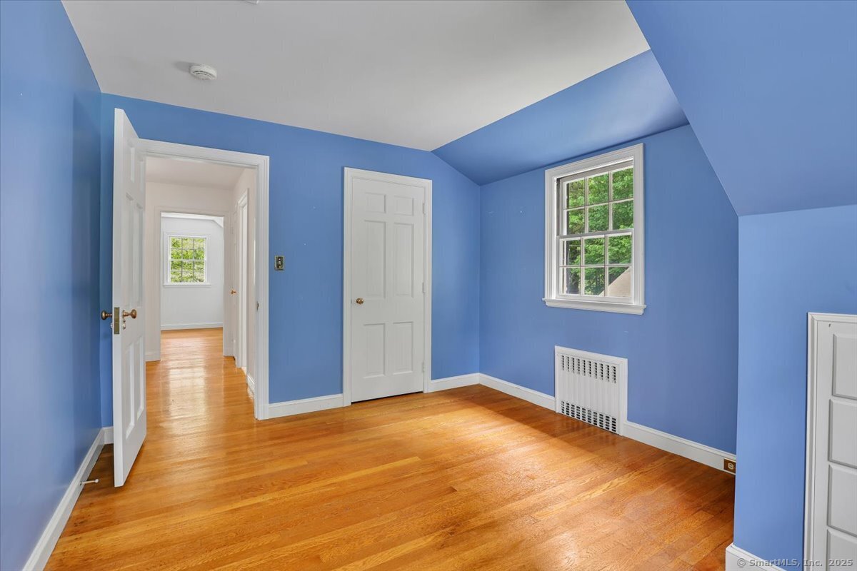 222 Crest Road, Middlebury, Connecticut image 25