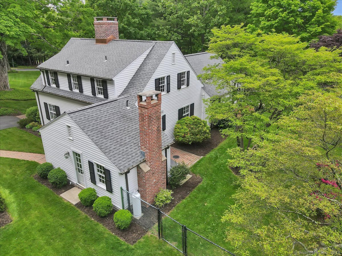 222 Crest Road, Middlebury, Connecticut image 35