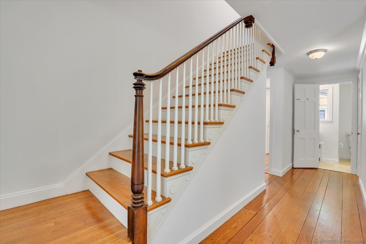 222 Crest Road, Middlebury, Connecticut image 12