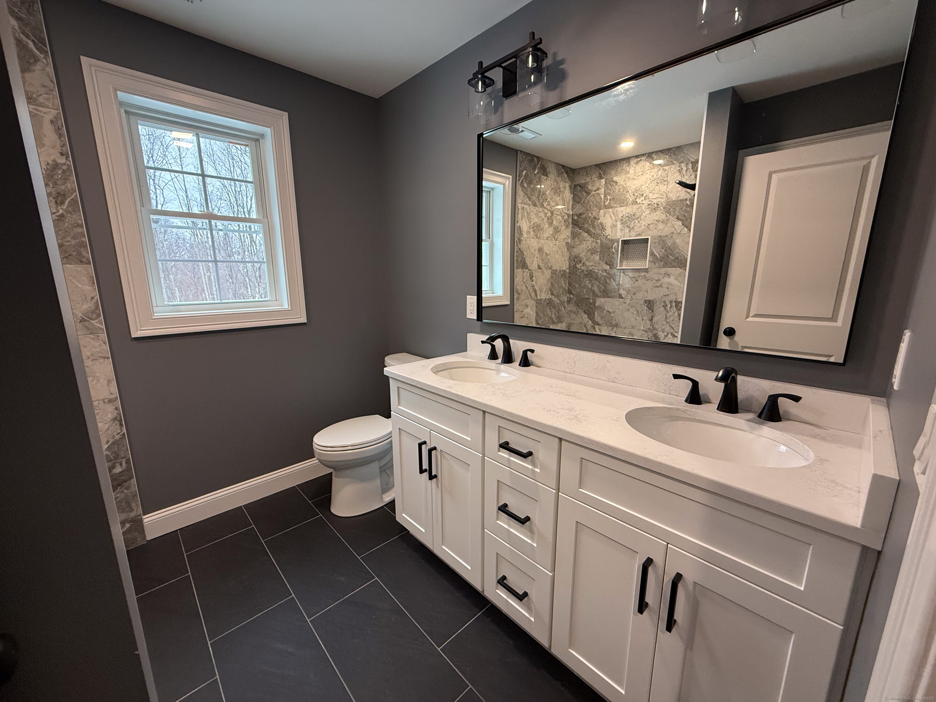 Barkhamsted, Connecticut 06063, United States, 4 Bedrooms Bedrooms, ,3 BathroomsBathrooms,Residential,Pending,50813