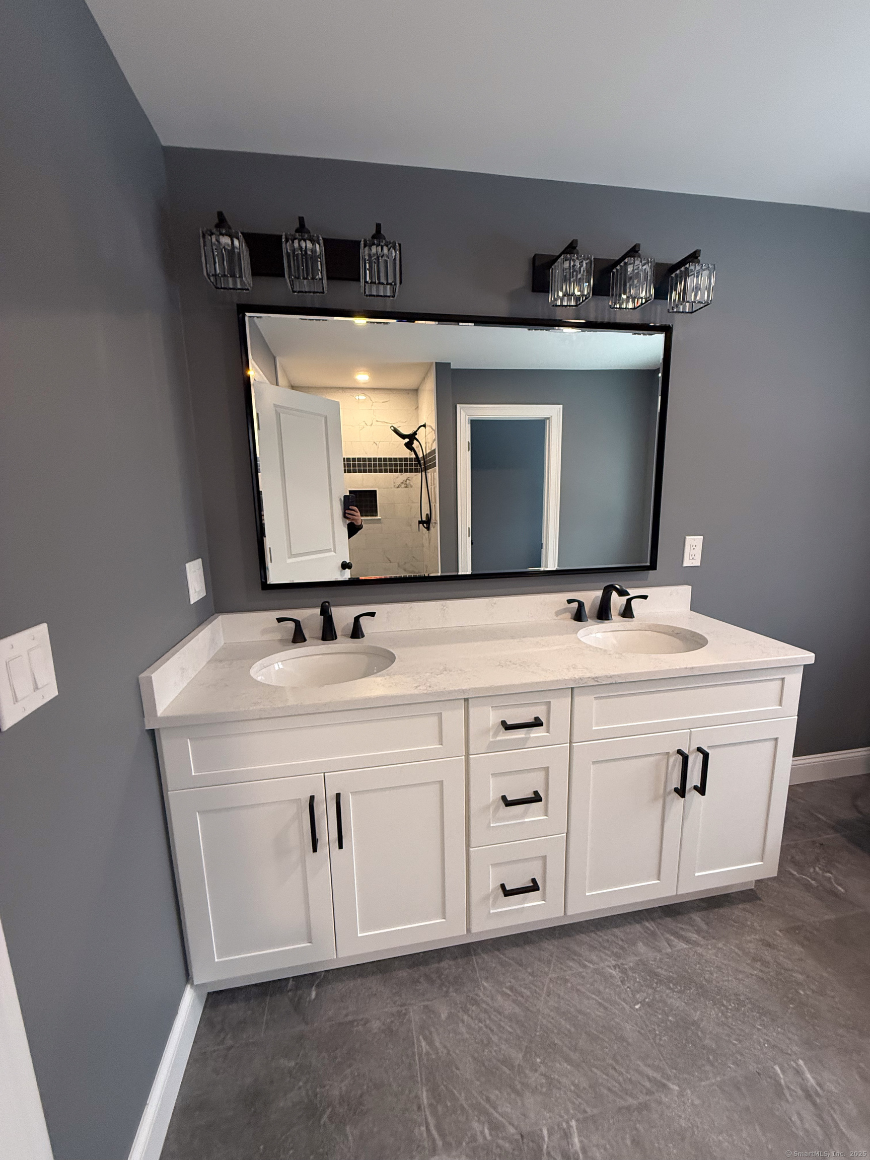 Barkhamsted, Connecticut 06063, United States, 4 Bedrooms Bedrooms, ,3 BathroomsBathrooms,Residential,Pending,50813