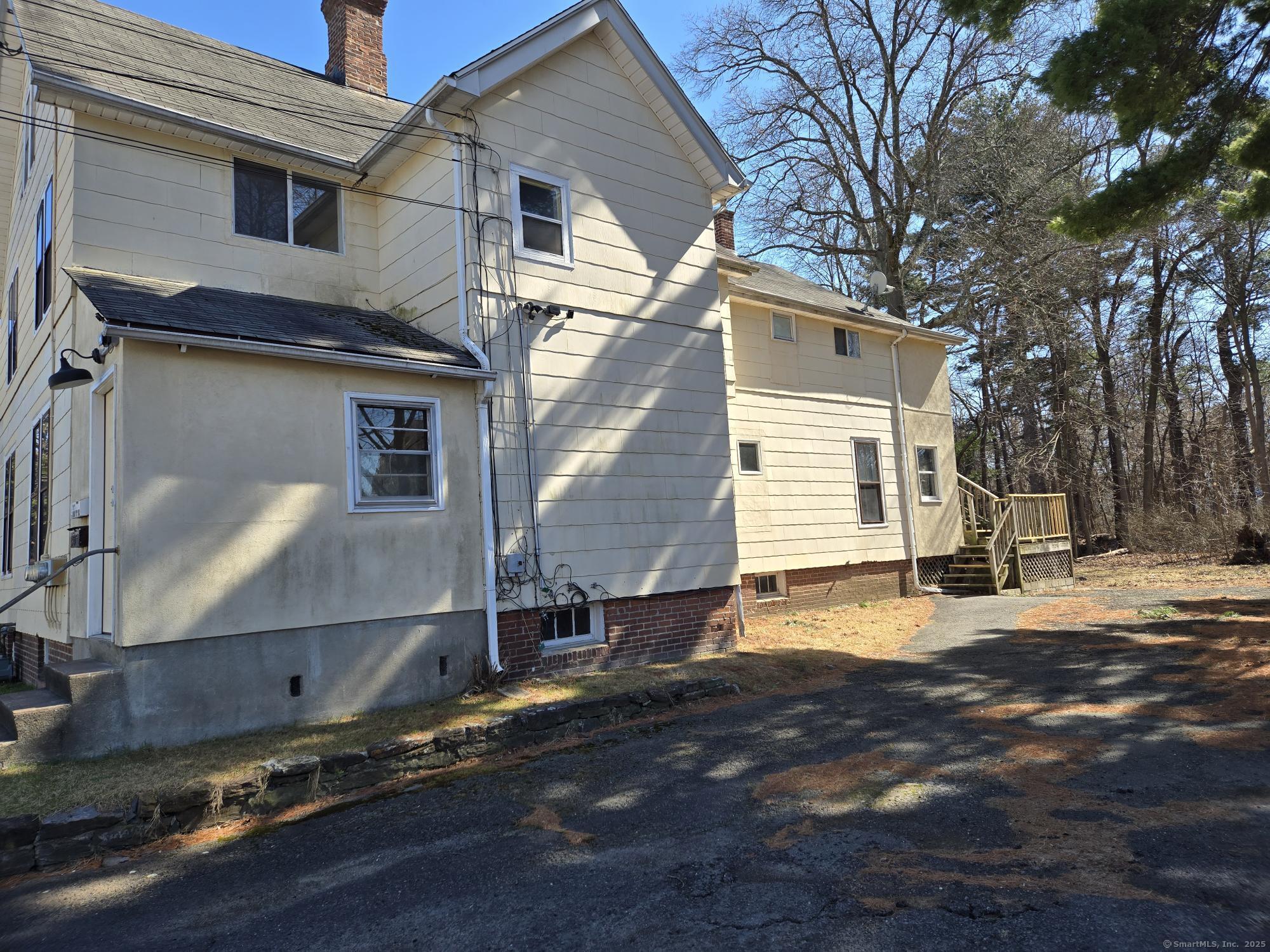 Rental Property at Orchard Street, East Hartford, Connecticut - Bedrooms: 1 
Bathrooms: 1 
Rooms: 12  - $1,100 MO.