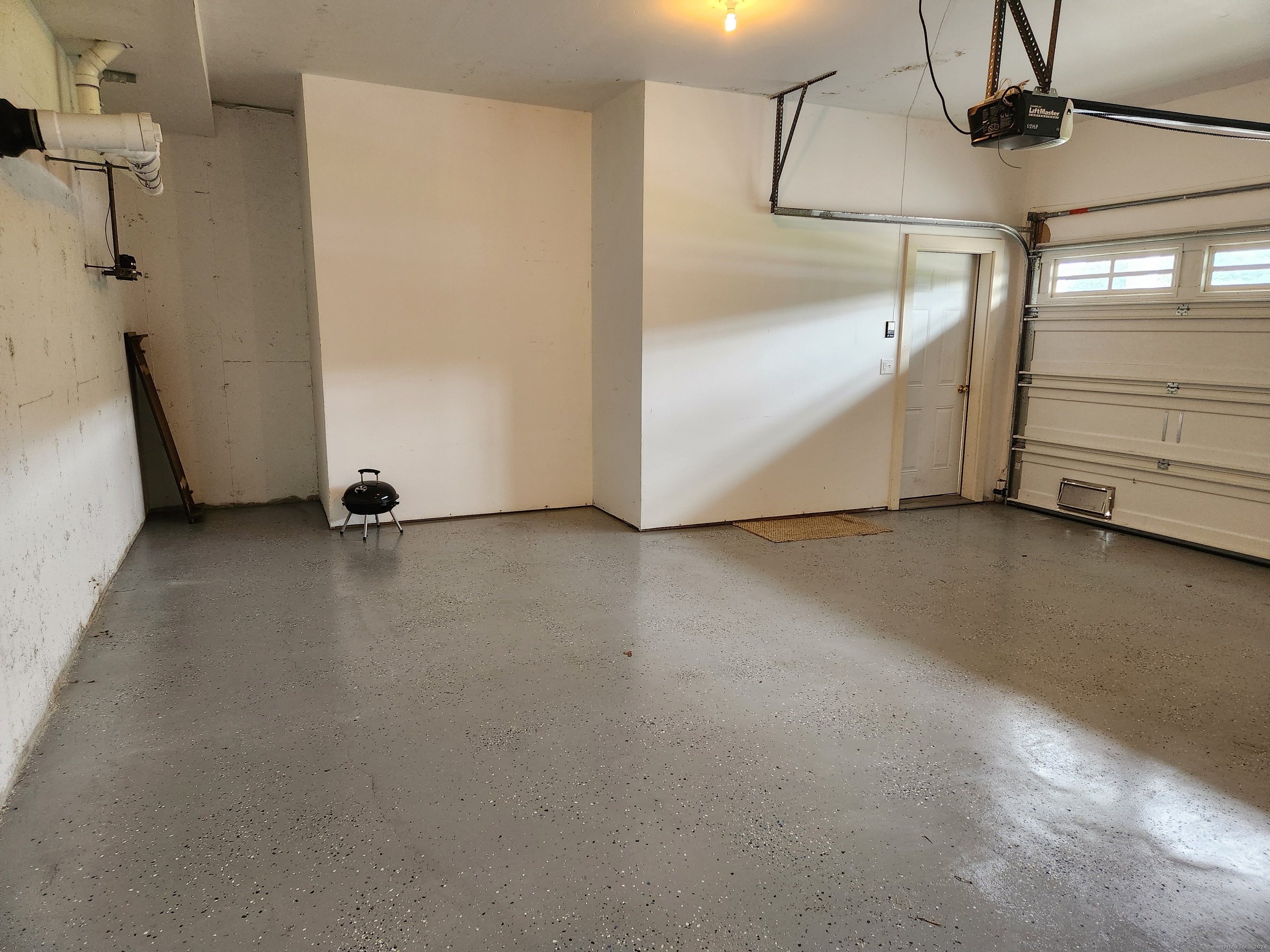 190 S Thames Street #12, Norwich, Connecticut image 27