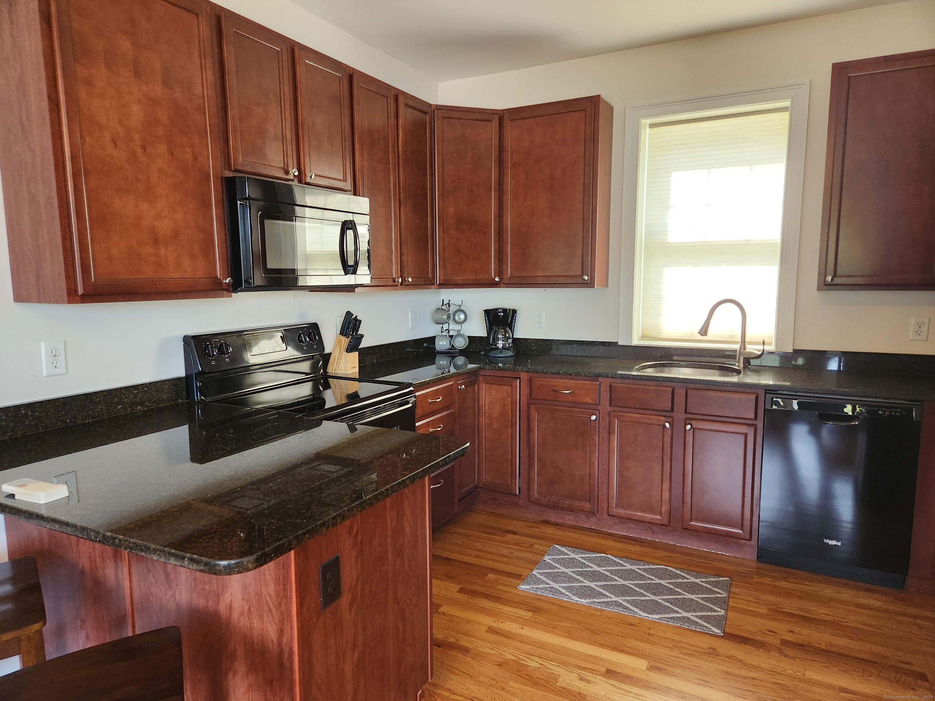 190 S Thames Street #12, Norwich, Connecticut image 15