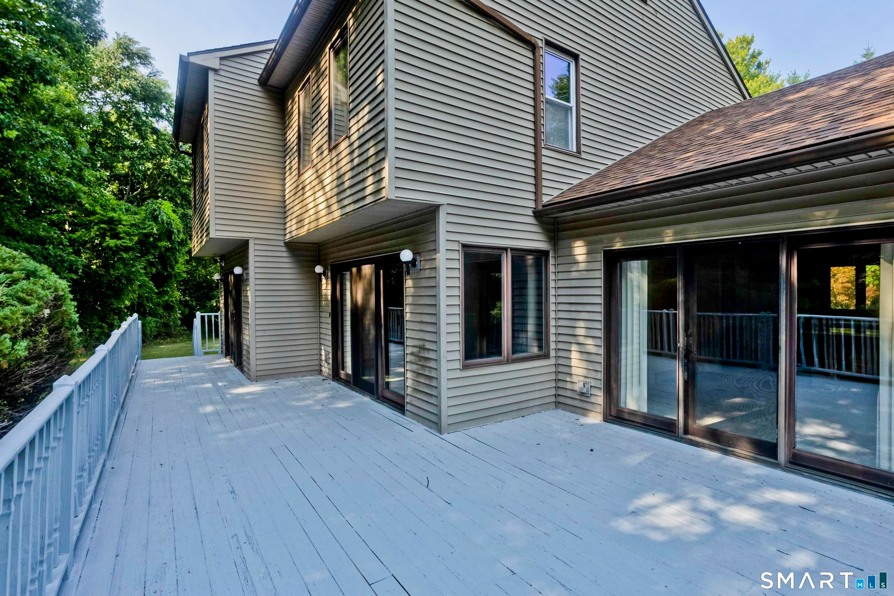80 West View Drive