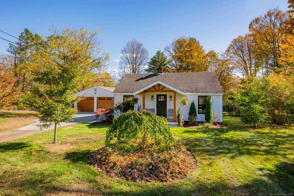 Photo of 278 Wiese Road, Cheshire, CT 06410 (MLS # 24134698)