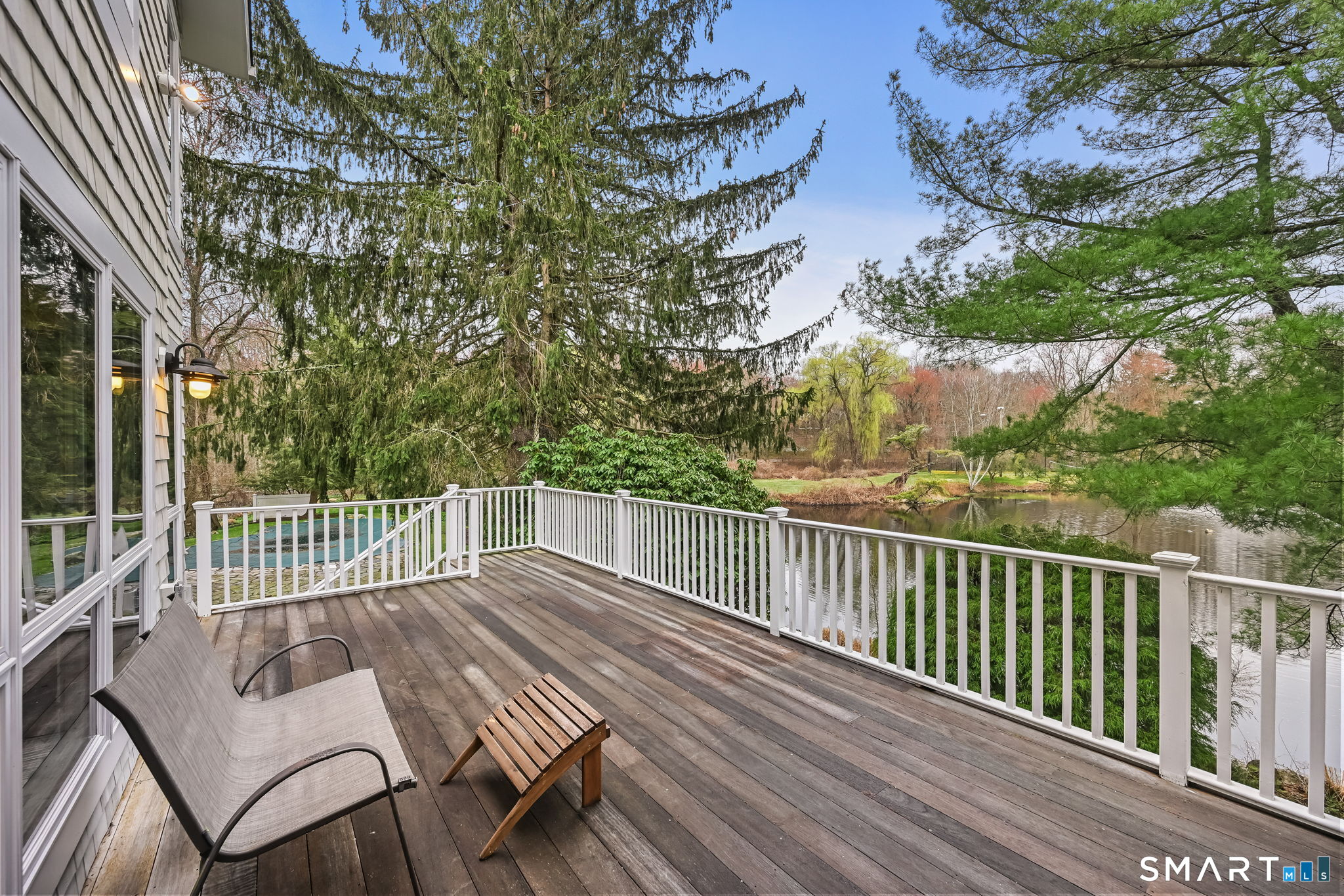 320 Chestnut Hill Road