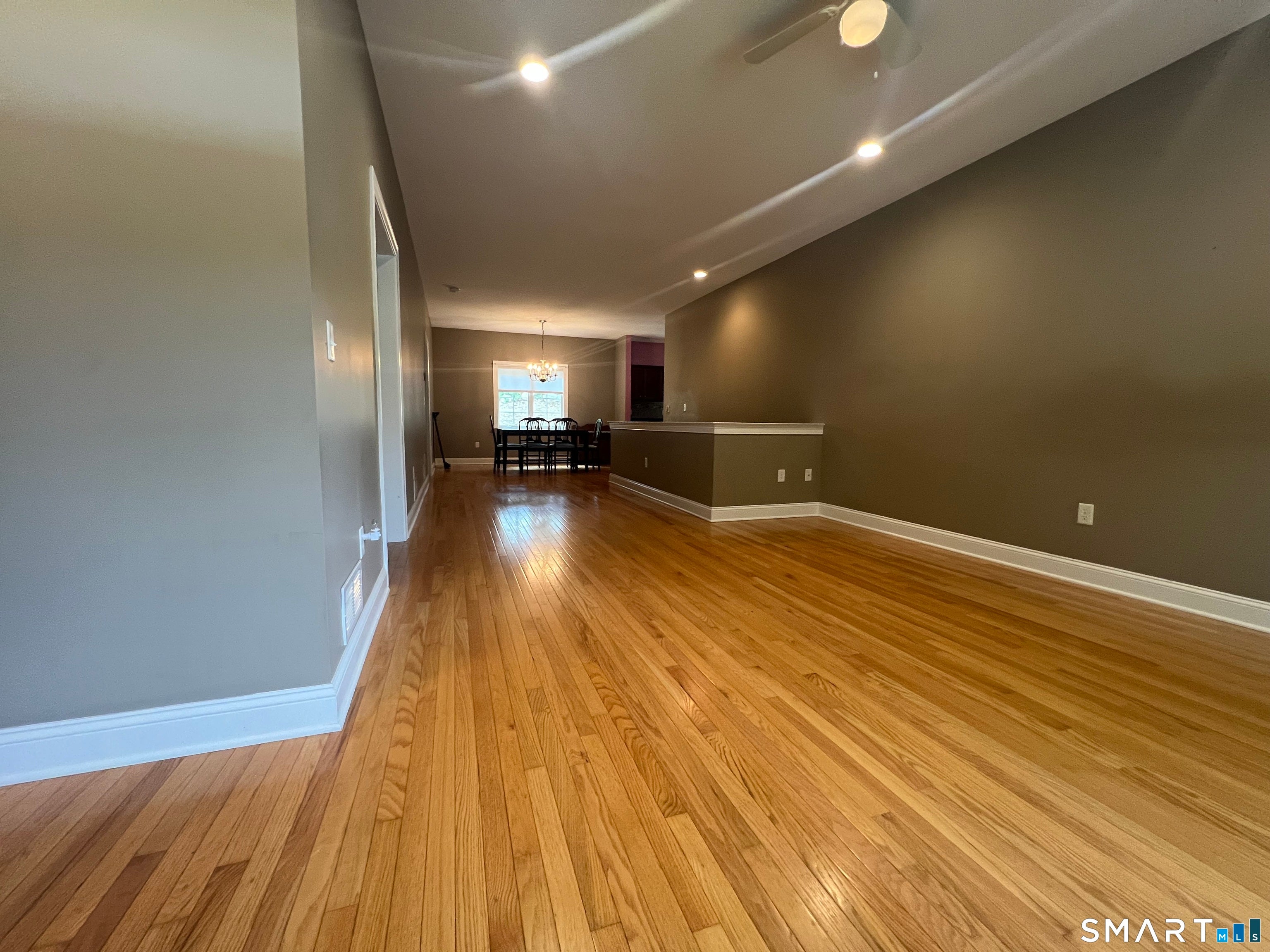 1158 Hartford Turnpike 43