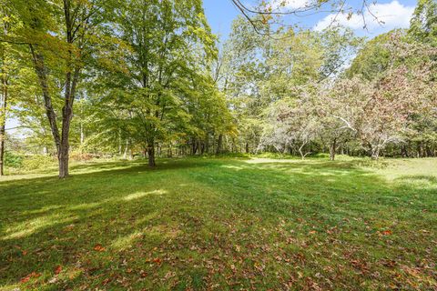 Tiny photo for 815 Mashamoquet Road, Pomfret, CT 06259 (MLS # 24156382)